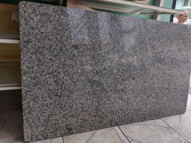 TAMPO de mesa mármore 350 reais