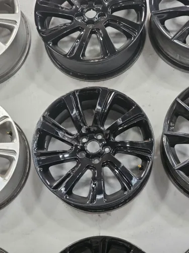 Jogo de roda original Discovery ford Volvo aro 18 5x108
