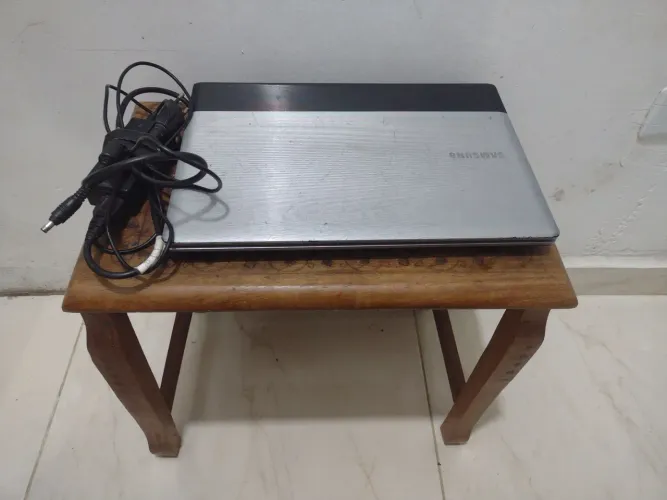 Notebook Samsung Intel core i3 a vista é 400 