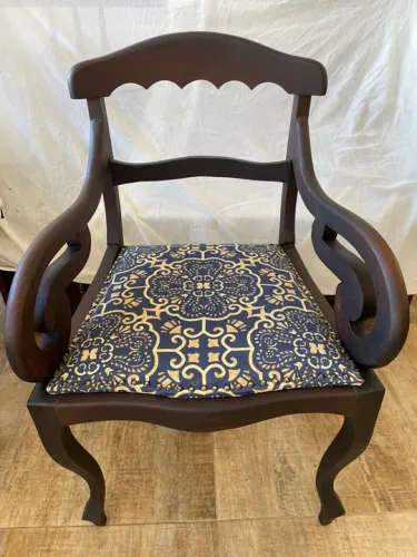 Poltrona antiquário- item único
