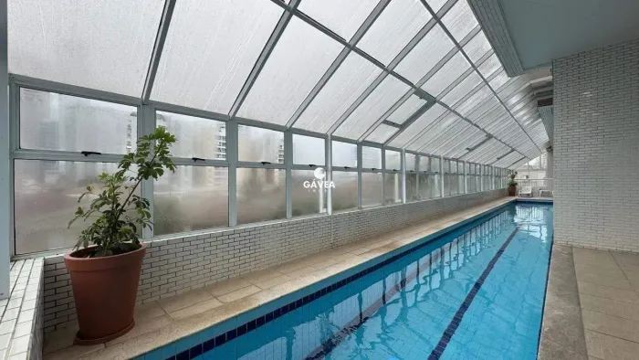 Apartamento 240 m² com 4 suítes, 4 vagas e vista para o mar Ponta da Praia, Santos - Port
