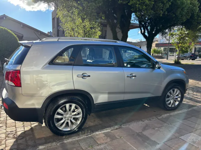 Kia Motors Sorento 2.4 16V 4X2 Aut. 2011