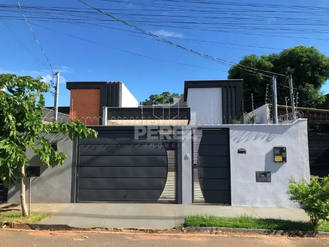 Casa térrea nova Bairro Universitário