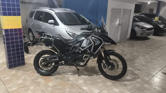 BMW F 800 impecável 