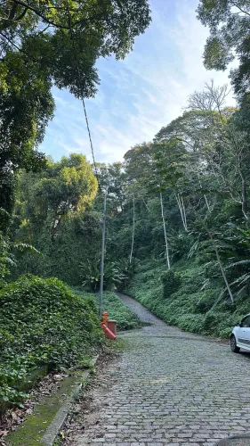 Venda Terreno de 640m2 no nobre no Alto JARDIM BOTANICO - Sara Vilela