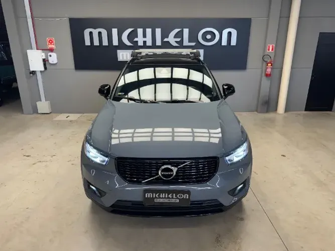 VOLVO XC40 R-Design AWD T5 2.0