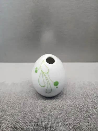 Vaso egg de porcelana da Hoshino 2006 vintage