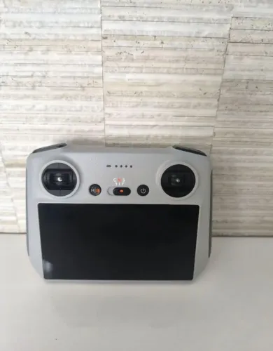 Controle Dji RC. Semi-novo .Compatível com Mini 3, mini 3 Pro, Air 2S e séries Mavic 3