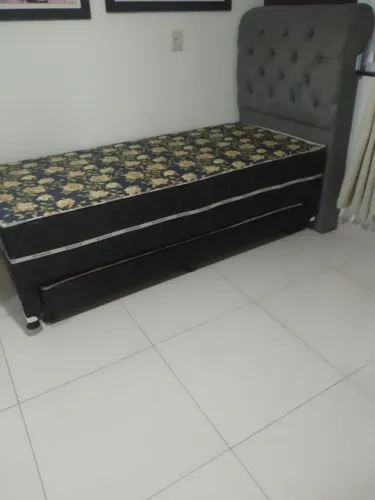 Cama solteiro com cabeceira