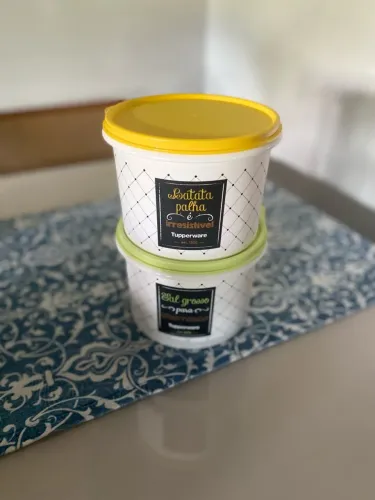 potes Tupperware linha Bistrô 