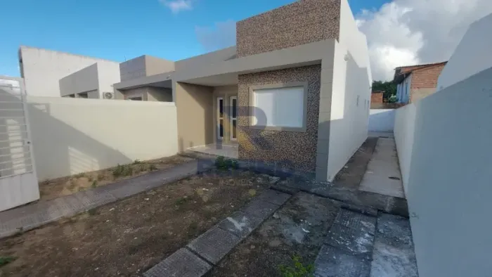 Casa 3/4 Moderna Suíte Varanda Quintal -Loteamento Fechado Com Controle na Forene emMaceió