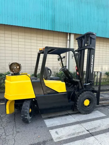 Empilhadeira Daewoo 5 Toneladas