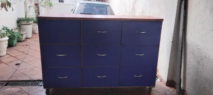 Arquivo para pastas suspensas em madeira e compensado