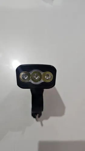 Farol de Bicicleta com 3 LEDs