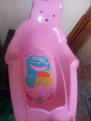 2 Banheira Ursinho Adoleta Bebê e 1 mobile
