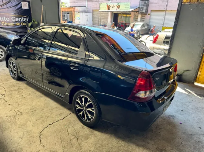 Toyota Etios Platinum Sed. 1.5 Flex 16V 4P Aut. 2018