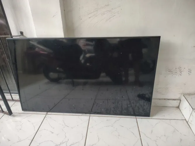 Tv Samsung 55 polegadas, no estado, precisa fazer manutencão