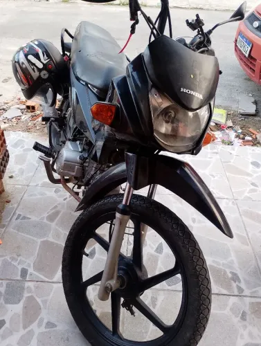 Vendo moto pop 110 preta 
