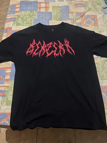 CAMISETA OVERSIZED BERZERK TAMANHO G