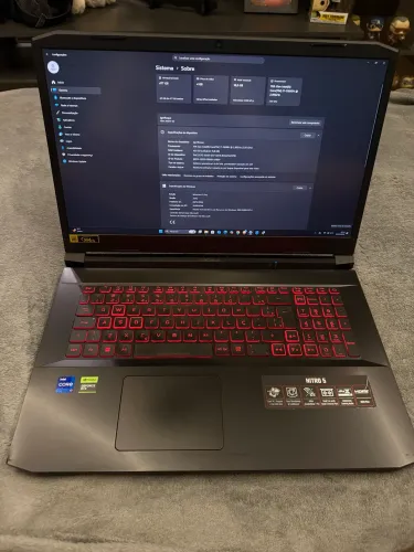 Acer Nitro 5 - Core i7 RTX3050 16gb RAM  SSD 512gb  Tela 15,6 FHD 144hz + case