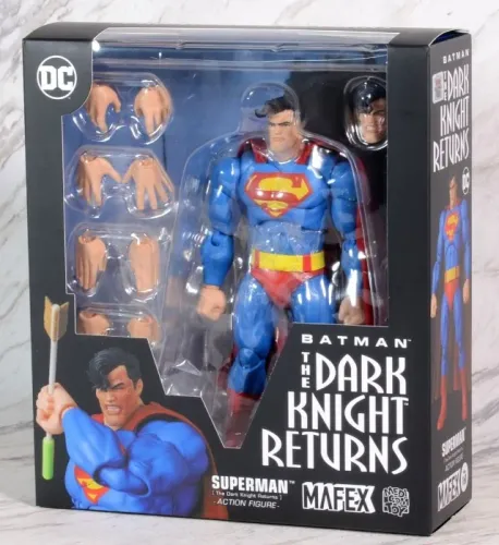 Figura De Ação Superman The Dark Knight Returns Mafex N 161