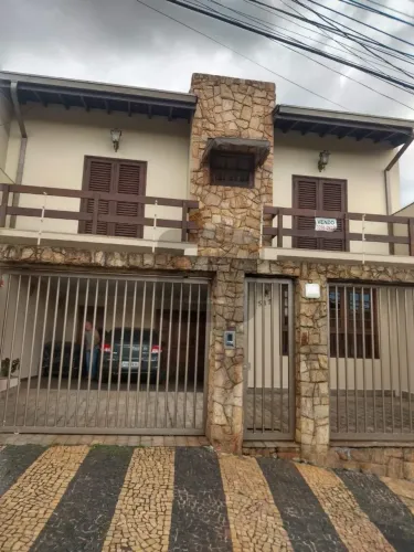 Casa a venda no bairro Taquaral Campinas