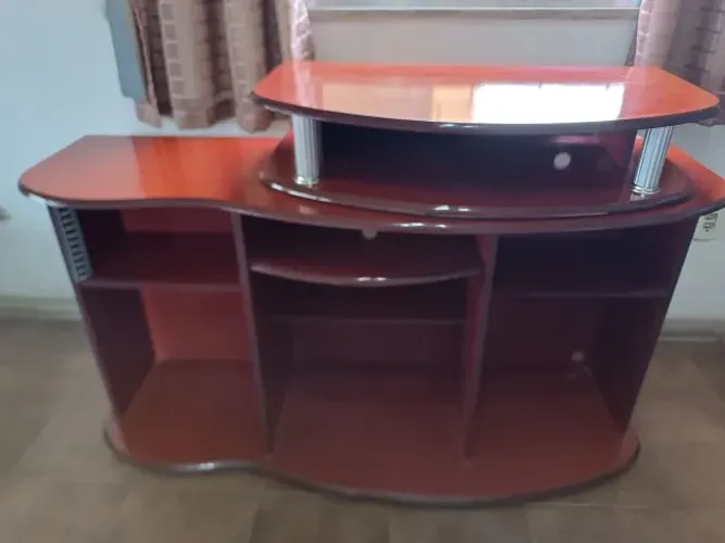 Rack com Base Giratória e Porta CDs (Bangu, próximo ao shopping)