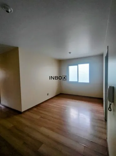 INBOX CIA IMOBILIÁRIA ALUGA - Apartamento de três quartos no Centro.