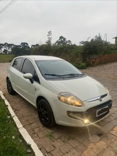 Fiat Punto Attractive Italia 1.4 F.flex 8V 5P 2016