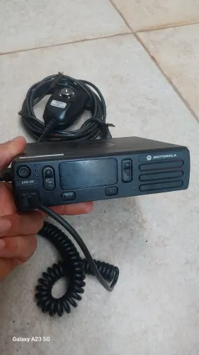 RADIO COMUNICADOR MOTOROLA VHF DEM 300