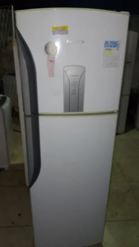 Geladeira Panasonic faco entrega