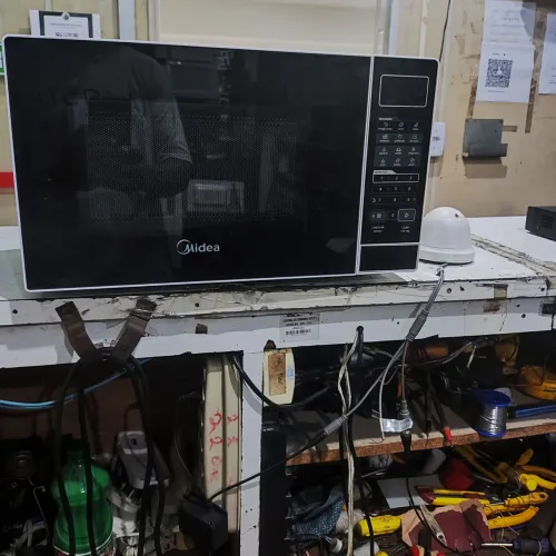 Vendo microondas Midea 18 litros estado de novo, 220,00