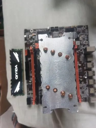 Kit Xeon e5 2620V3 + 16gb ram ddr4