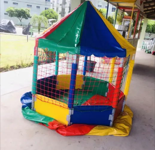 ? CASTELINHO DE BOLINHAS INFANTIL À VENDA ?