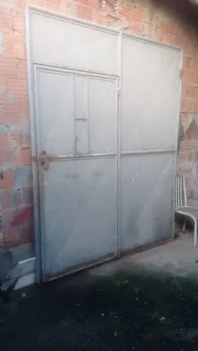 Portao de garagem de 3 metros com portão social acoplado