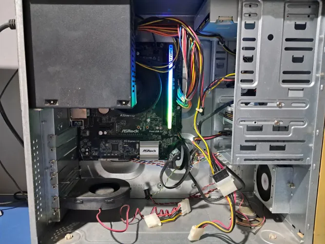 Computador de escritório
