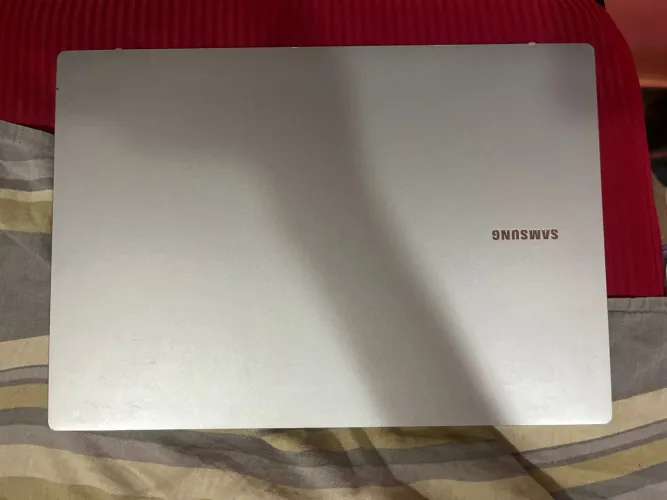 SAMSUNG GALAXY BOOK GO
