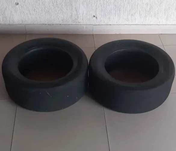 Par de pneus slick de arrancada aro 15 