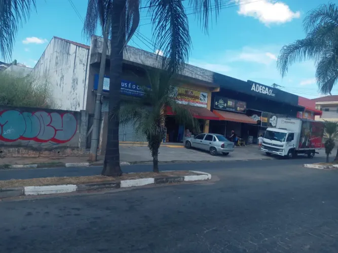 ? Terreno à Venda - Excelente Localização!