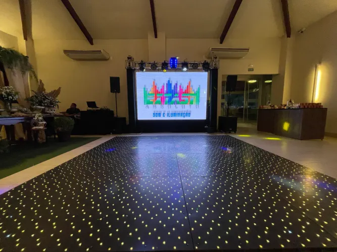 Dj, som e iluminação
