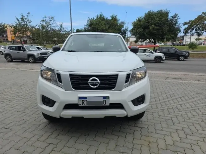 Nissan Frontier S CD 4X4 2.3 TB Diesel Mec. 2022