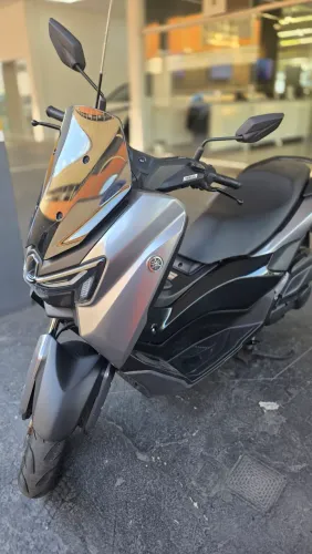 Nmax 160 conected 2025 Prata