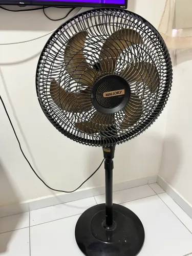 Ventilador Mallory R$150