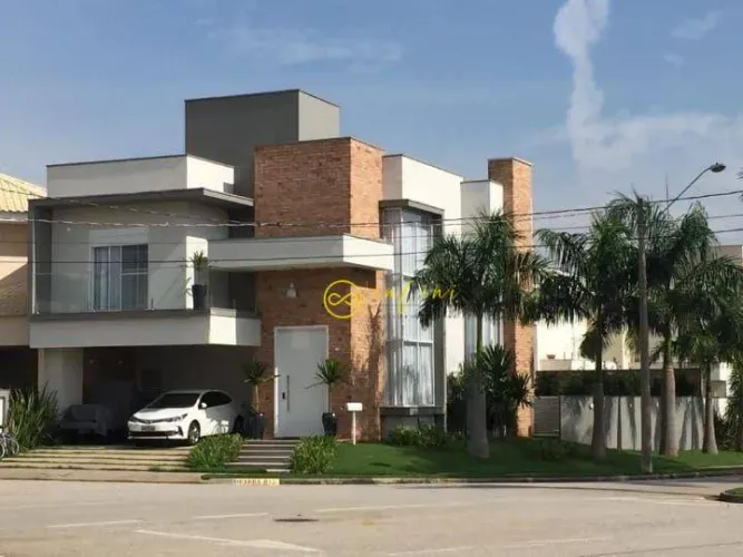 Casa de Condomínio com 3 Quartos, todos Suítes à venda, 350 m² por R$ 2.990.000 - Condomín