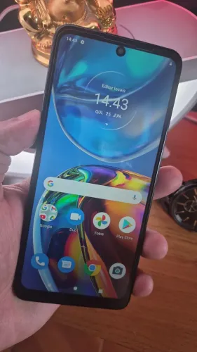 Moto e32 
