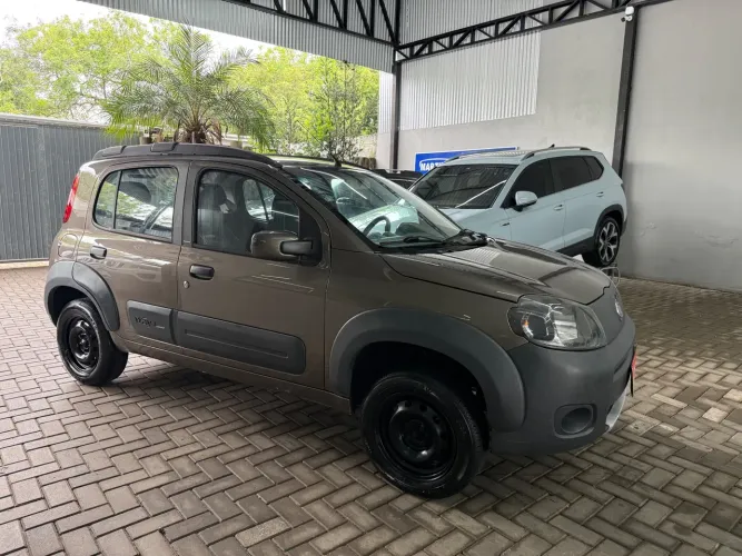 Fiat Uno WAY 1.0 Flex 6V 5P 2012