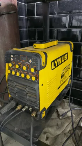 Máquina solda alumínio