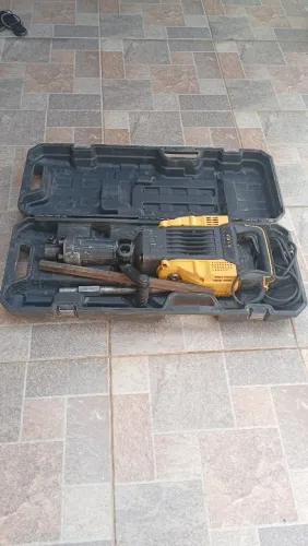 Vendo martelete vonder demolidor 1600wts 45 j