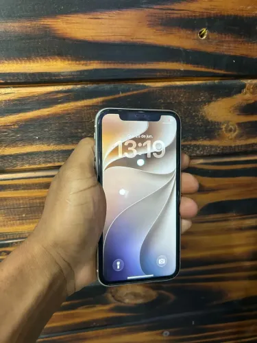 iPhone 11 64 gb