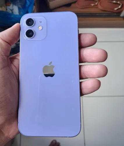 iPhone 12